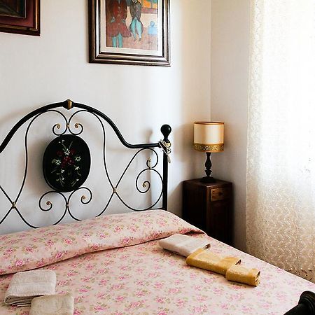 Guesthouse Stazione Pisa Centro Luaran gambar