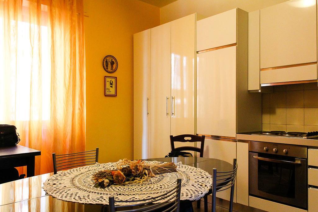 Guesthouse Stazione Pisa Centro Luaran gambar