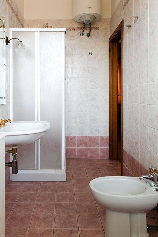 Guesthouse Stazione Pisa Centro Luaran gambar